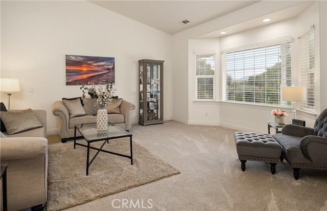 Detail Gallery Image 9 of 42 For 525 Sandy Oaks Ln, Nipomo,  CA 93444 - 4 Beds | 3/1 Baths