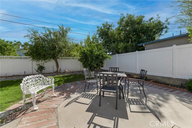 17706 Collins Street photo 31