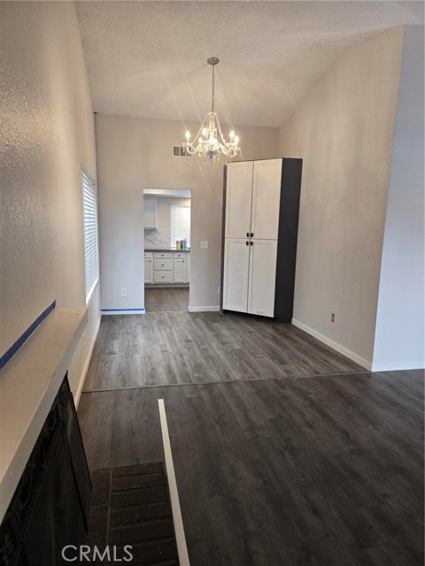 Detail Gallery Image 6 of 19 For 1022 Sunset, Rialto,  CA 92376 - 3 Beds | 2 Baths
