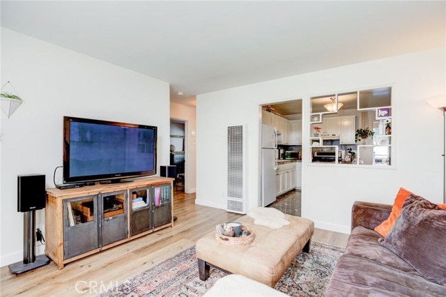 2003 Farrell Avenue, Redondo Beach, California 90278, 5 Bedrooms Bedrooms, ,3 BathroomsBathrooms,Residential,Sold,Farrell,SB22004385
