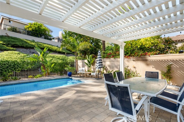 Detail Gallery Image 30 of 37 For 26581 Domingo Dr, Mission Viejo,  CA 92692 - 4 Beds | 3 Baths