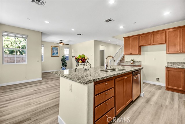 Detail Gallery Image 8 of 27 For 6591 Mogano Dr, Chino,  CA 91710 - 4 Beds | 3 Baths