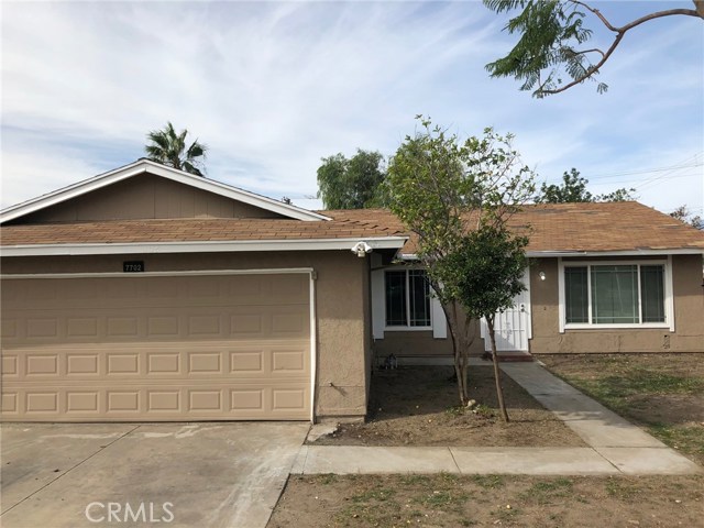 7702 Encinitas Ave, Fontana, CA 92336