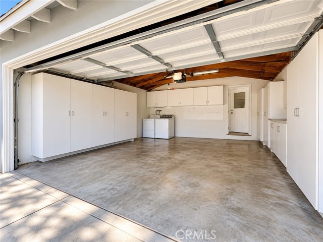 1104 North Screenland Drive photo 36