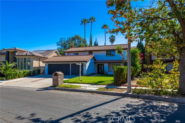 Front Image Thumbnail for CRSR26077649