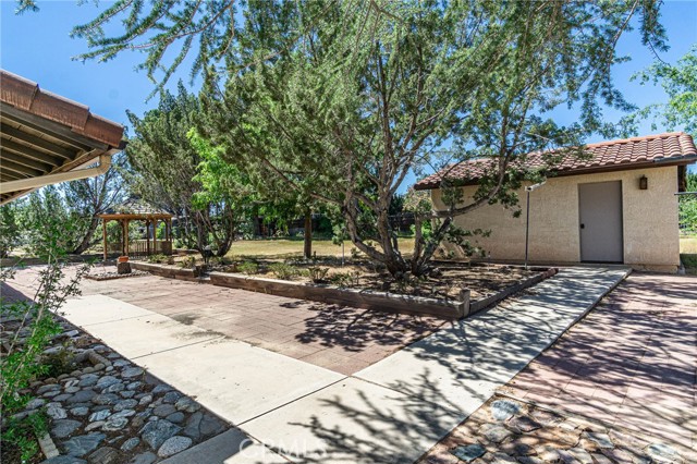 Detail Gallery Image 67 of 75 For 7040 Kenyon Ave, Hesperia,  CA 92345 - 3 Beds | 2/1 Baths