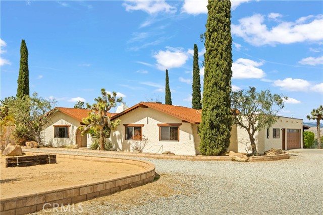 Detail Gallery Image 1 of 44 For 58290 Lisbon Dr, Yucca Valley,  CA 92284 - 3 Beds | 2/1 Baths