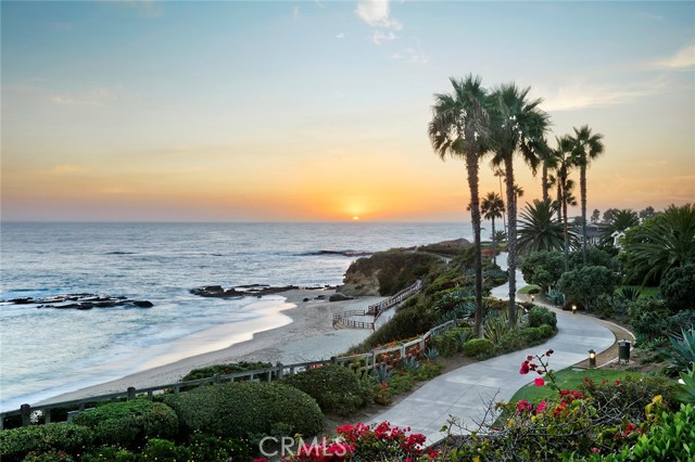 2750 Solana Way, Laguna Beach CA: https://media.crmls.org/medias/021e14a5-da6e-4a67-8cd3-d08882be07e8.jpg
