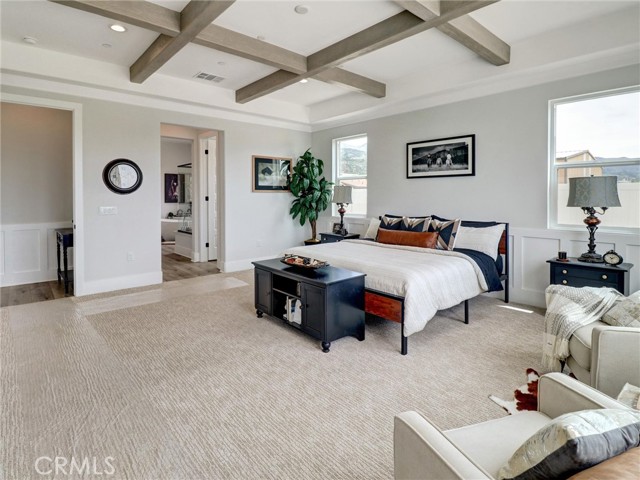 35886 Wildwood Crest Drive, Yucaipa CA: https://media.crmls.org/medias/021e64b2-e86c-4ae6-a480-e56d677eca4c.jpg