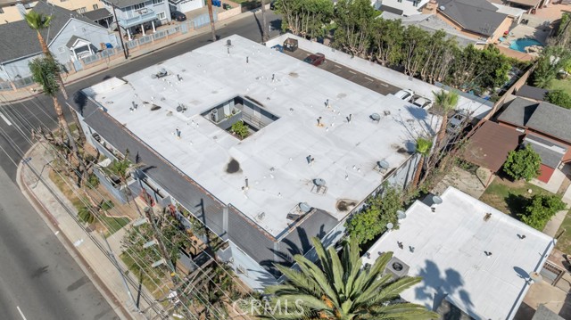 Detail Gallery Image 6 of 31 For 13825 Vanowen St, Van Nuys,  CA 91405 - – Beds | – Baths