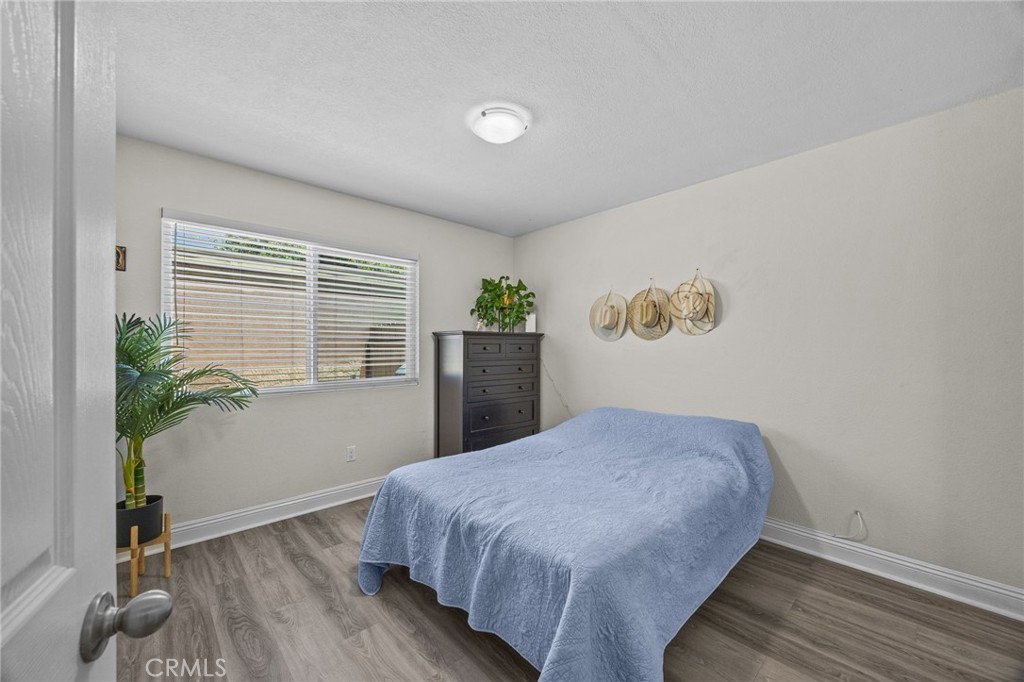 2094 Grand Avenue - photo 18
