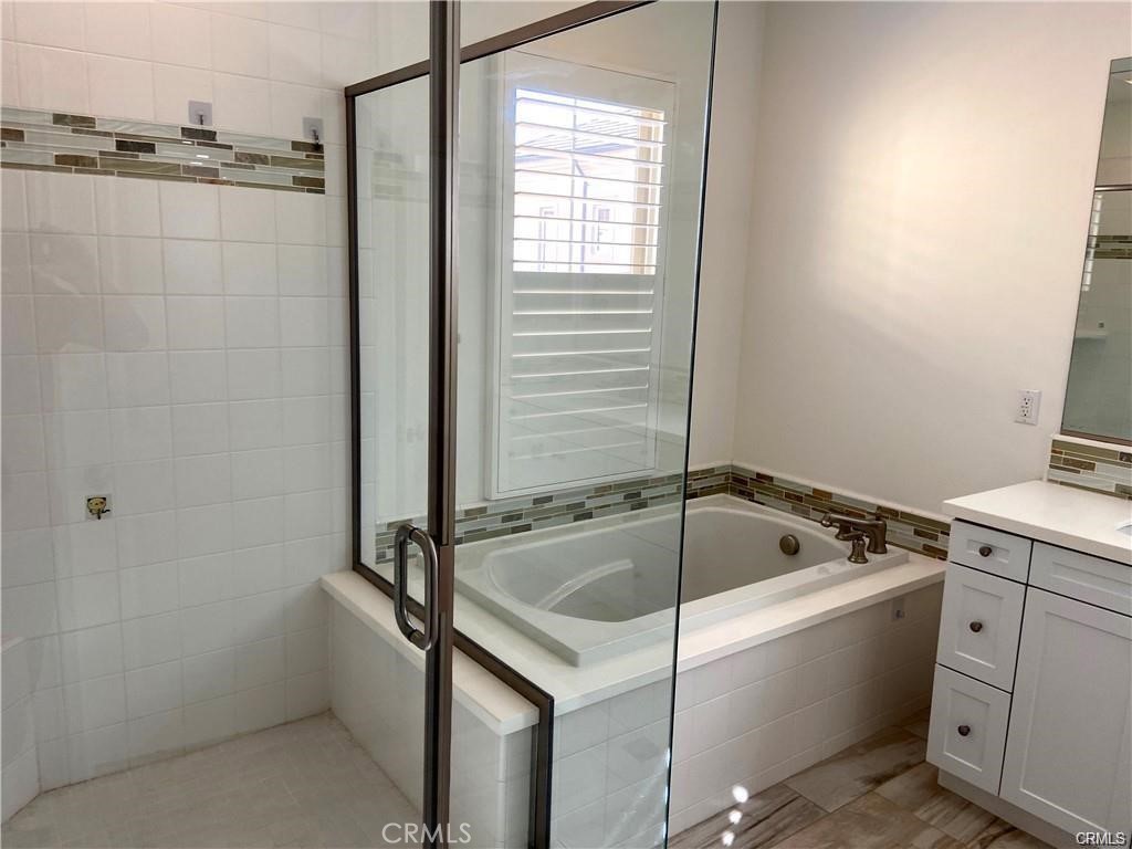 022031ca 8fdb 4c02 A846 32dc383f97f2