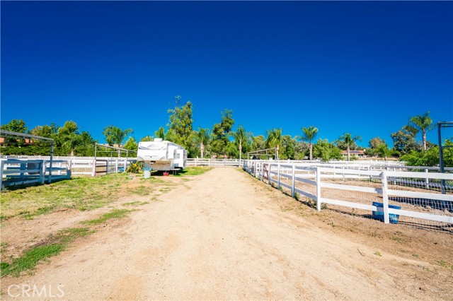 Detail Gallery Image 24 of 75 For 37550 Avenida La Cresta, Murrieta,  CA 92562 - 4 Beds | 2/1 Baths