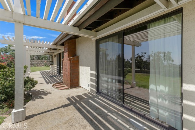 Detail Gallery Image 28 of 53 For 19252 Pebble Beach, Porter Ranch,  CA 91326 - 3 Beds | 2 Baths