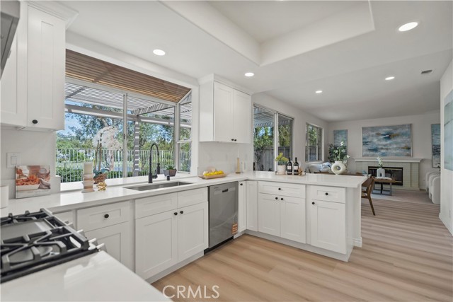 Detail Gallery Image 12 of 54 For 256 N Hickory Branch Ln, Orange,  CA 92869 - 4 Beds | 2/1 Baths