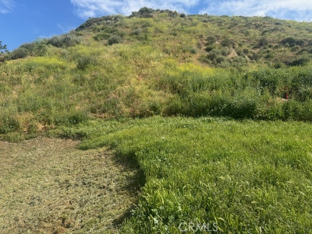 Detail Gallery Image 2 of 11 For 1 Garfield St, Val Verde,  CA 91384 - – Beds | – Baths