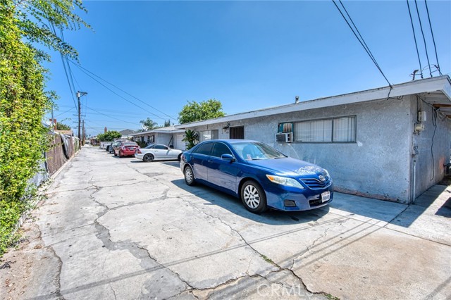Image 12 of 27 For 4858 Live Oak St.