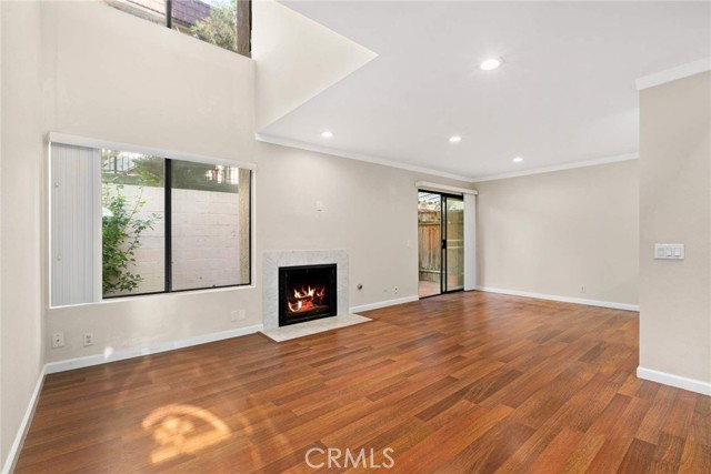 Detail Gallery Image 3 of 26 For 5291 Colodny Dr #10,  Agoura Hills,  CA 91301 - 2 Beds | 2/1 Baths