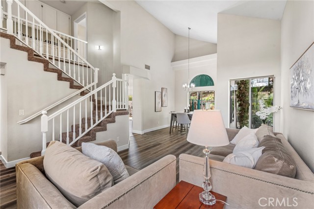 Detail Gallery Image 4 of 34 For 39851 Wild Canary, Murrieta,  CA 92562 - 3 Beds | 2/1 Baths