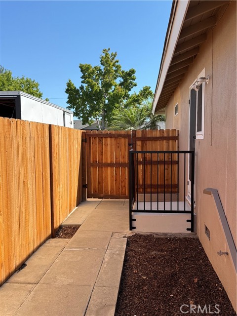 1306 Belfast Avenue, Costa Mesa CA: https://media.crmls.org/medias/0223b3b9-4b90-4545-95fe-03315286d168.jpg