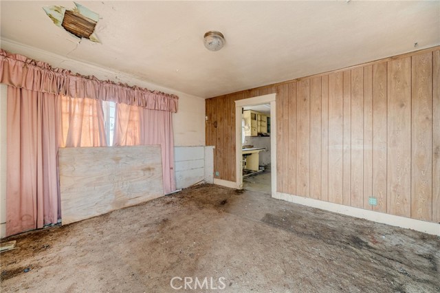 Detail Gallery Image 6 of 18 For 1822 W 4th, Santa Ana,  CA 92703 - 3 Beds | 1 Baths