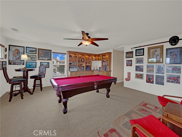 20361 Julia Lane, Saugus CA: https://media.crmls.org/medias/02242d84-f327-4a2a-94e5-c6f5ef6de905.jpg