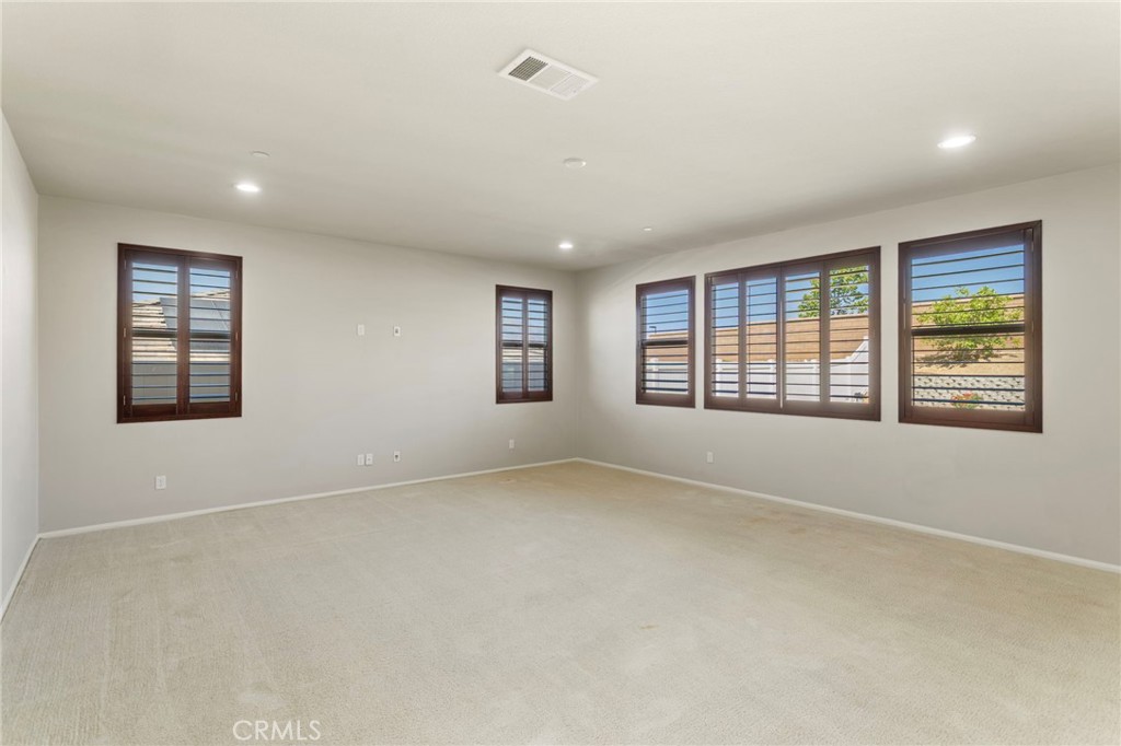 MLS #PW25147296 image #5