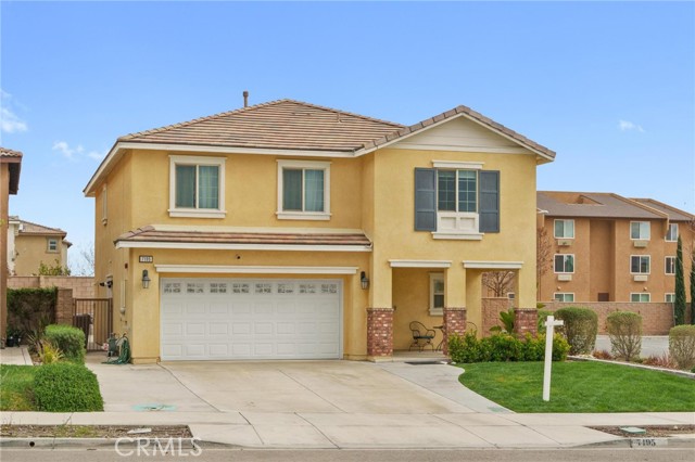 7195 Bella Strada Dr, Fontana, CA 92336