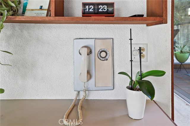 Detail Gallery Image 7 of 52 For 4123 North Virginia Road, Long Beach,  CA 90807 - 3 Beds | 2 Baths