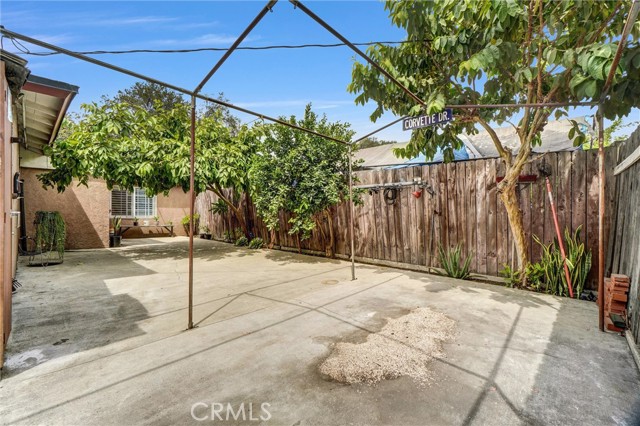Detail Gallery Image 26 of 30 For 2300 Gale Ave, Long Beach,  CA 90810 - 3 Beds | 1 Baths