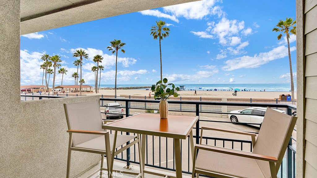 1202 N Pacific Street #203A