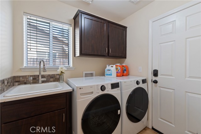 Detail Gallery Image 29 of 37 For 2290 Warwick Ave, Fresno,  CA 93720 - 4 Beds | 3 Baths