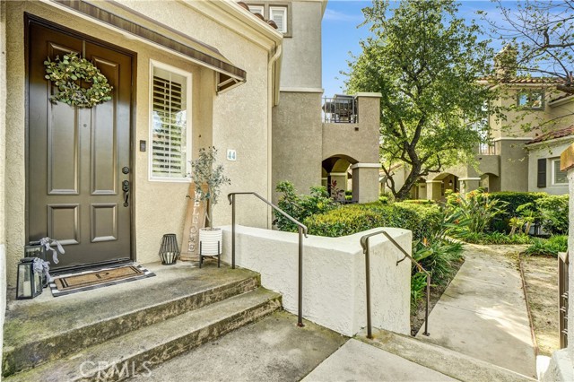 Detail Gallery Image 2 of 24 For 44 via Cordoba, Rancho Santa Margarita,  CA 92688 - 2 Beds | 2 Baths