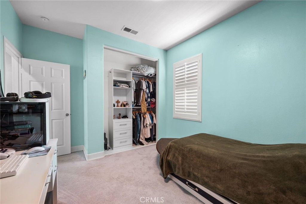 https://media.crmls.org/medias/022aeff3-330a-4648-8266-41299f125efc.jpg?preset=X-Large