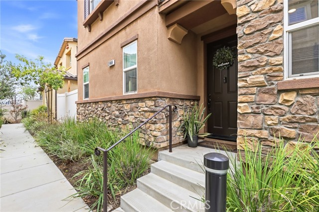 Front Image Thumbnail for CRIG26208063