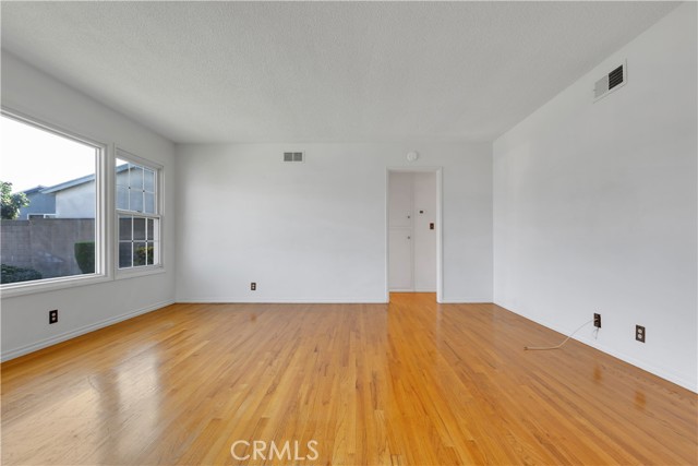 3242 Heglis Avenue, Rosemead CA: https://media.crmls.org/medias/022c64c7-baef-4b0f-afc7-11b379d10de8.jpg