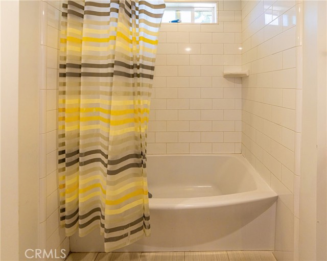 Detail Gallery Image 42 of 52 For 320 W 21st St, Merced,  CA 95340 - 4 Beds | 2 Baths