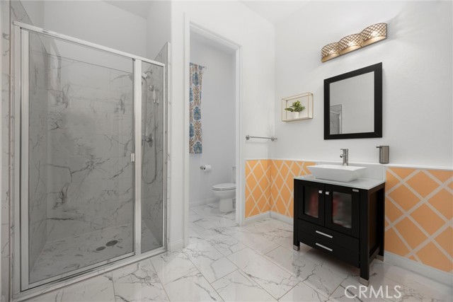 Detail Gallery Image 20 of 27 For 13611 Faringford Ln, Bakersfield,  CA 93311 - 4 Beds | 3 Baths