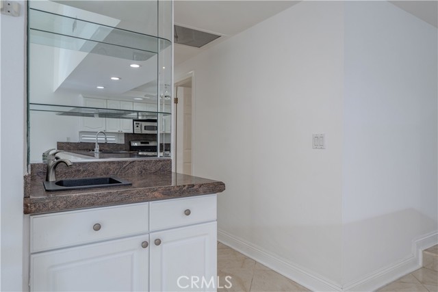 Detail Gallery Image 14 of 47 For 9248 Jasmine Ave, Fountain Valley,  CA 92708 - 4 Beds | 2 Baths