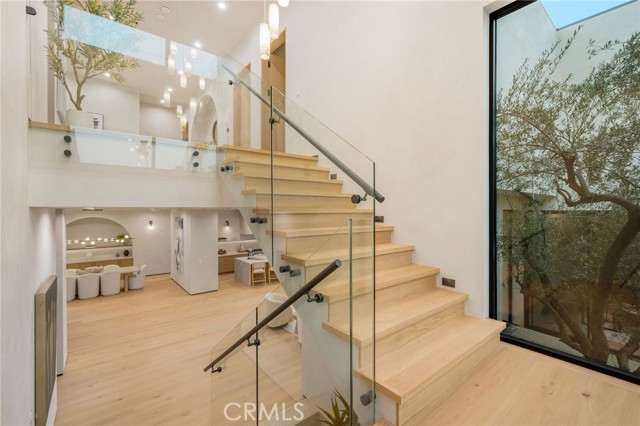 Detail Gallery Image 41 of 72 For 15447 Huston, Sherman Oaks,  CA 91403 - 5 Beds | 5/1 Baths