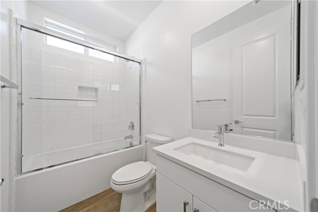 Detail Gallery Image 8 of 12 For 280 Mustang Ln, Palm Springs,  CA 92262 - 3 Beds | 2/1 Baths