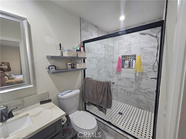 814 S Poinsettia Avenue, Compton CA: https://media.crmls.org/medias/022f361a-bfef-49bd-b683-aca9410676c8.jpg