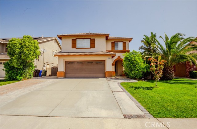 Detail Gallery Image 1 of 27 For 14998 Mustang Ln, Fontana,  CA 92336 - 3 Beds | 2/1 Baths