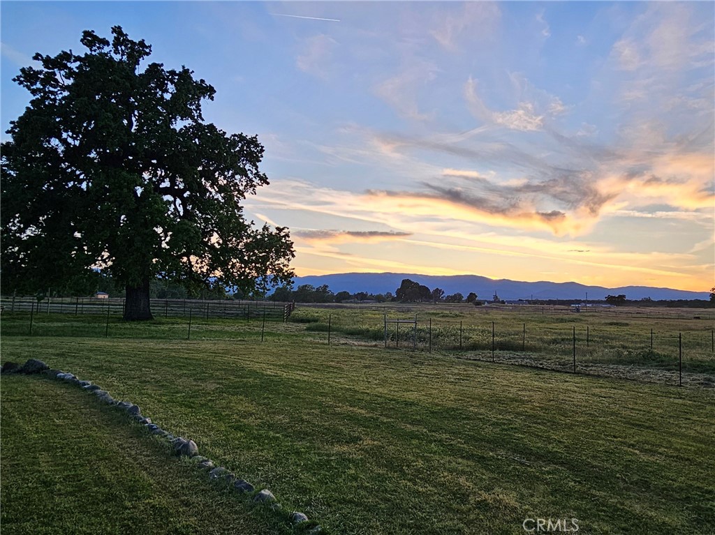 https://media.crmls.org/medias/022fb30c-dd75-43dd-8454-a2fb93e02789.jpg?preset=X-Large