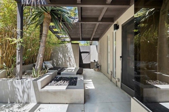 Detail Gallery Image 26 of 30 For 23809 Friar St, Woodland Hills,  CA 91367 - 3 Beds | 2 Baths