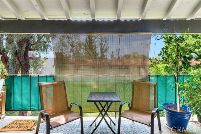 242 E Fern Avenue, Redlands CA: https://media.crmls.org/medias/0230551f-6bd4-4c62-91f8-fac4b6907827.jpg