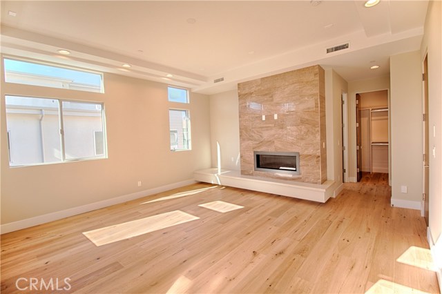 212 Irena Avenue, Redondo Beach, California 90277, 4 Bedrooms Bedrooms, ,3 BathroomsBathrooms,Residential,Sold,Irena,SB17011783