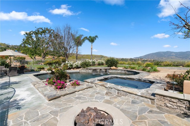 Detail Gallery Image 42 of 47 For 5330 Crescent Dr, Yorba Linda,  CA 92887 - 5 Beds | 2/1 Baths