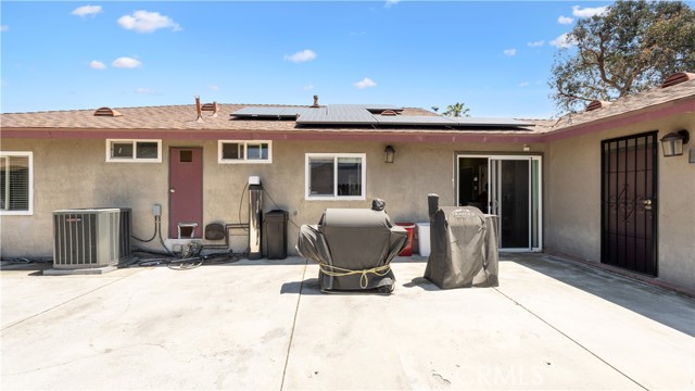 Detail Gallery Image 24 of 26 For 16040 San Jacinto Ave, Fontana,  CA 92336 - 3 Beds | 2 Baths