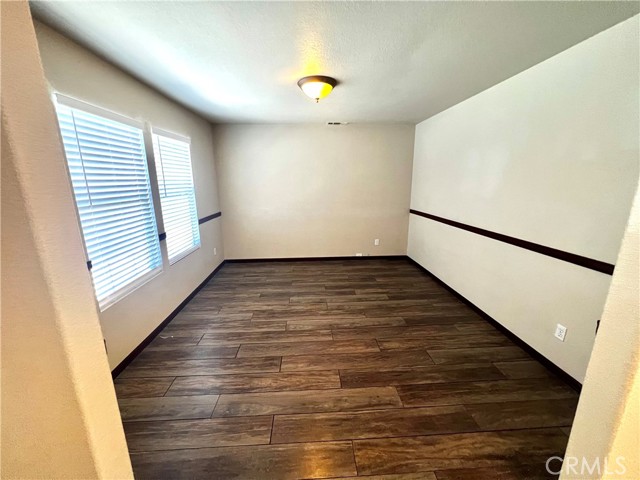 361 Adirondack Drive, Corona CA: https://media.crmls.org/medias/02310a2f-0ada-411a-a6a4-d06df4cae480.jpg